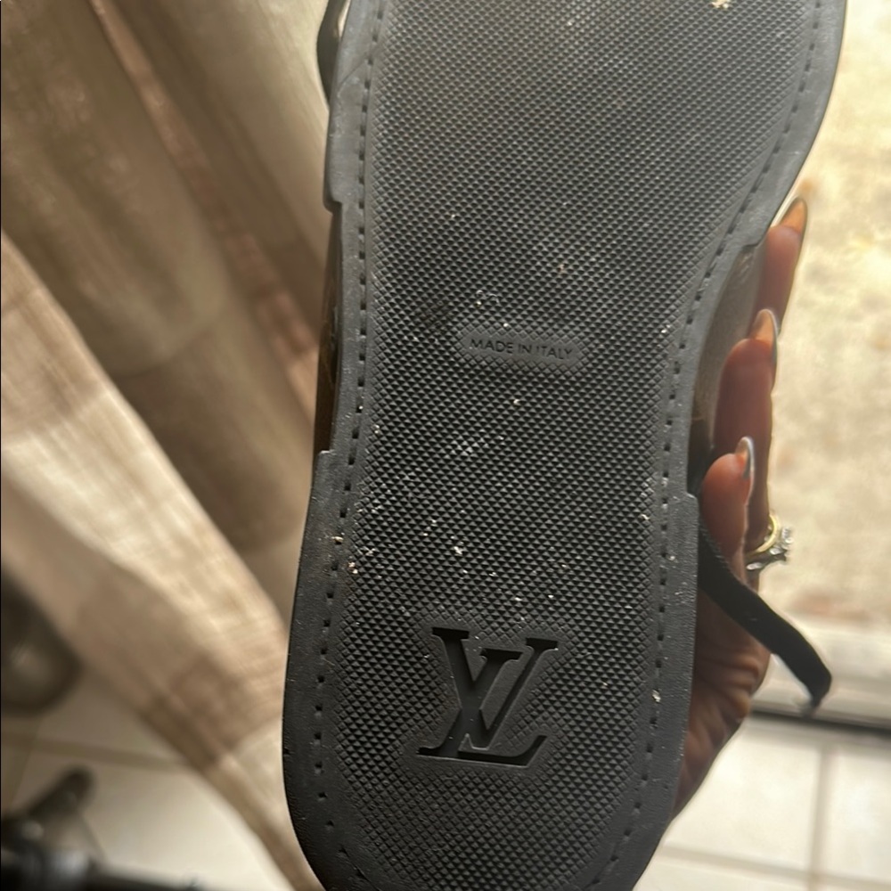 Authentic Louis Vuitton Men's Black and Brown Sneakers - Picture 7 of 7